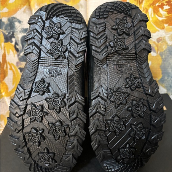 NWT The North Face Shellista V Lace Waterproof Boots Boys Size 3 - Picture 7 of 8